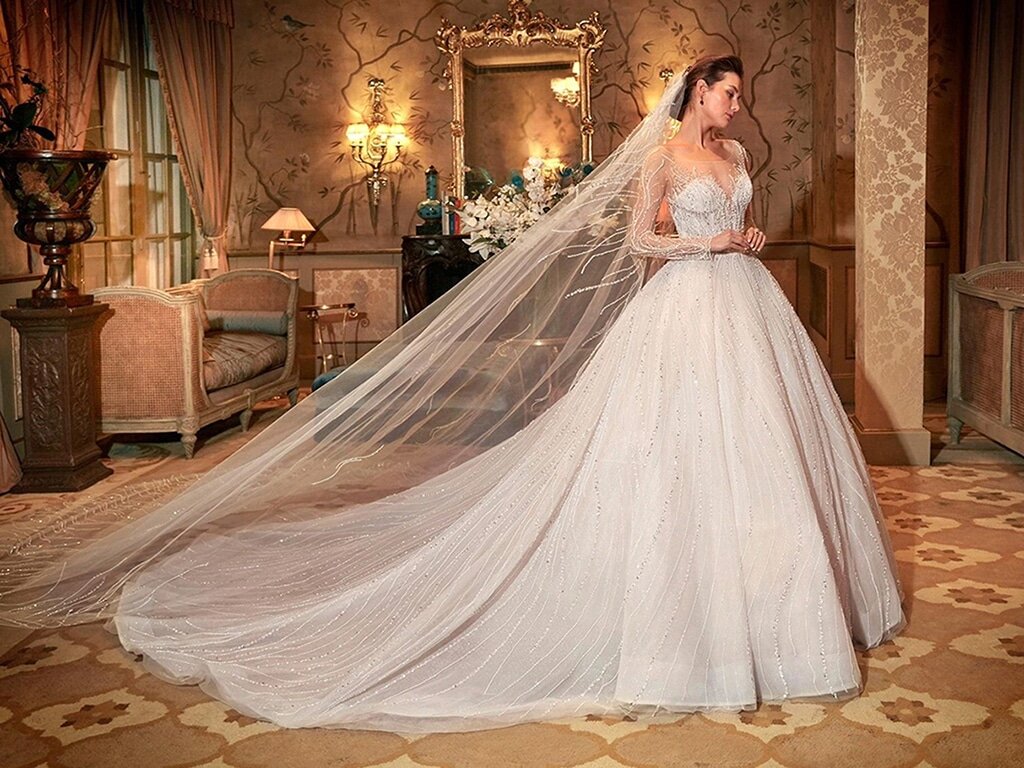 Demetrios Platinum menyasszonyi ruha DP431